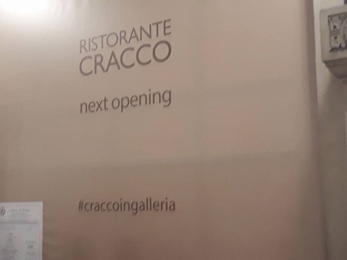  Milano: in Galleria è di scena lo chef stellato Carlo Cracco