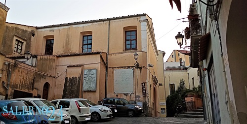  Il Convento e la chiesa rinascimentale di Santa Maria delle Grazie a Salerno